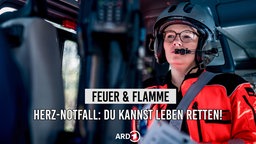 Eine Ärztin im Hubschrauber
