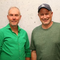 Johann König (l) und WDR 2 Moderator Olli Briesch