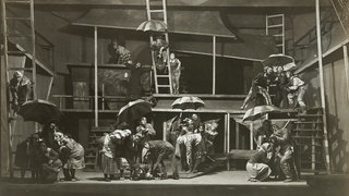 Das Beitragsbild des WDR3 Musikporträt "Jiddischland" zeigt eine Szene aus "Die Hexe" von Abraham Goldfaden im Theater in Moskau, 1921.