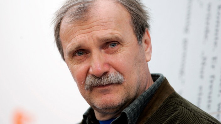 Porträt des Schriftstellers Dževad Karahasan