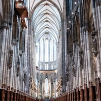 Blick in den Innenraum des Kölner Doms