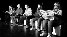 Szene aus "Die Stille hinter den Worten", Theater Inklusive Witten