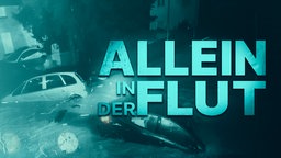 Das Motiv zeigt Autos in der Flut zwischen ein paar Häusern in der tödlichen Nacht im Ahrtal.