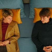 Corinna Harfouch (li.) und Daniel Sträßer (re.)