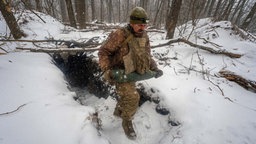 A Ukrainian serviceman of the 48th separate artillery brigade 18.02.2026