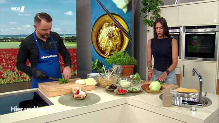 Alexander Wulf und Jennifer Jeromin in der Hier und Heute Küche
