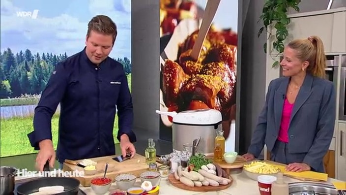 Aufnahme von Fabian Timmers beim Kochen.