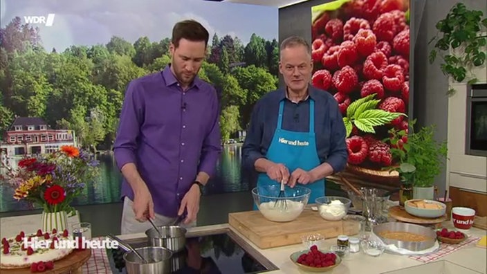 Marcel Seeger und Sven Kroll in der Hier und Heute Küche