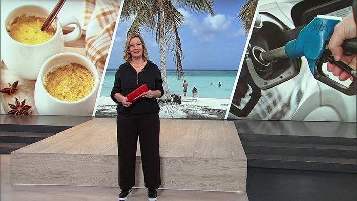 Moderatorin Yvonne Willicks im Servicezeit Studio