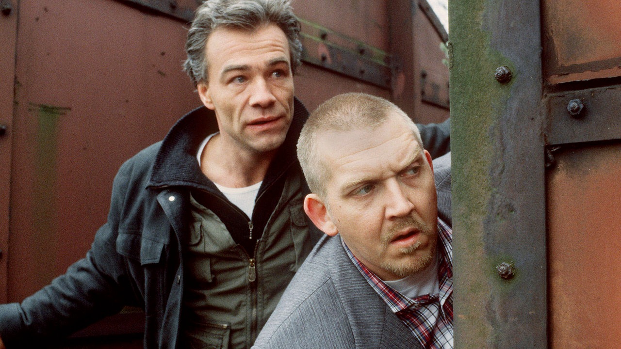 Die beiden Kommissare Max Ballauf (Klaus J. Behrendt, re.) und Freddy Schenk (Dietmar Bär) ermitteln 