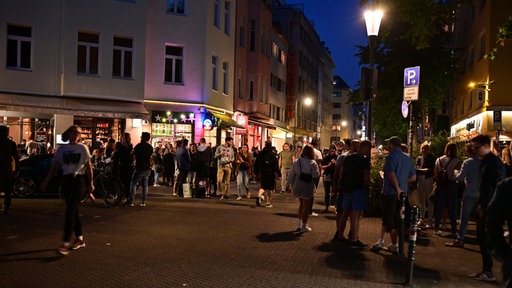 Brüsseler Platz in Köln im Sommer