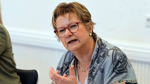 Sylvia Löhrmann (Grüne/Bündnis 90), Antisemitismusbeauftragte stellt in der Staatskanzlei den Jahresbericht zur aktuellen Situation im Land Nordrhein-Westfalen vor.
