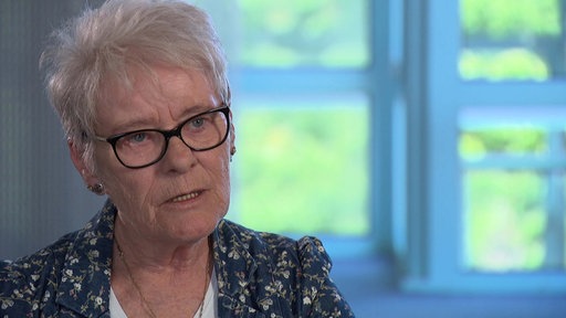 Porträt von Erika Ullmann-Biller, Vorsitzende der Arbeitsgemeinschaft der Hauptschwerbehindertenvertretung Polizei