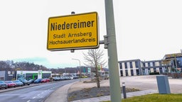  Ortseingangsschild Niedereimer