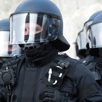 Beamte einer Polizei-Hundertschaft