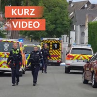 Polizist:innen bei der Fahndung