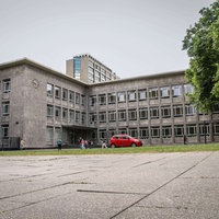 Burg-Gymnasium in Essen am 23.05.25 nach der Drohmail