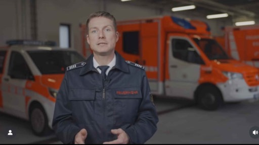 Sprecher der Feuerwehr Essen aus einem Instagramvideo