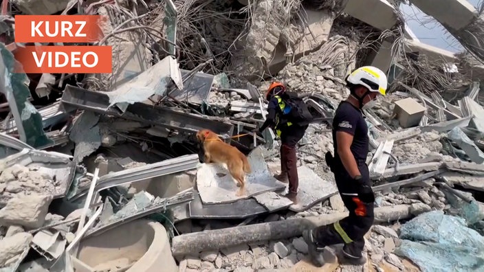 Schweres Erdbeben in Thailand und Myanmar - Aufräumarbeiten Bangkok, 29.03.25
