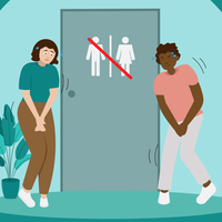 Illustration zeigt zwei Menschen mit leidendem Gesichtsausdruck, die vor einer Tür mit einem durchgestrichenen Toilettensymbol stehen