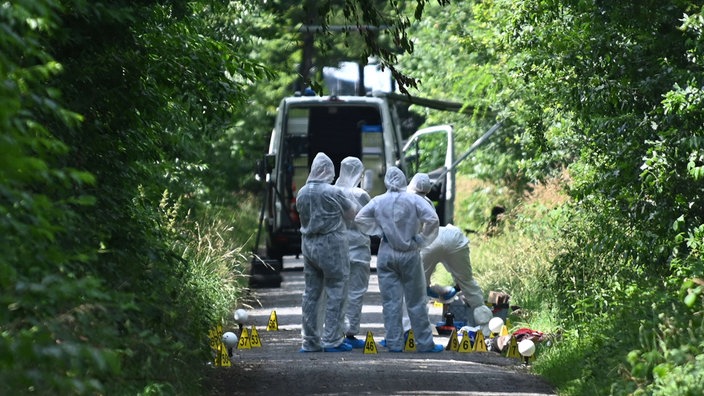 Tote Frau und totes Kleinkind an Weltweg in Dorsten gefunden