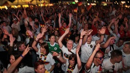 Public Viewing auf dem Rathausplatz in Recklinghausen