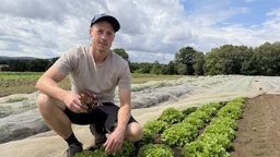 Gemüse-Landwirt Johannes Meyer zur Müdehorst auf einen seiner Felder