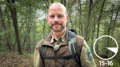 Sascha Wilden schaut frontal in die Kamera.