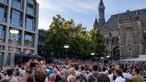 Der Katschhof in Aachen ist voll