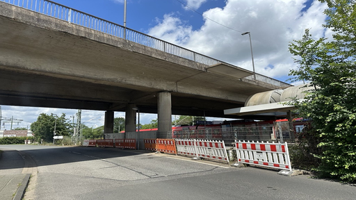 Gesperrte Brücke