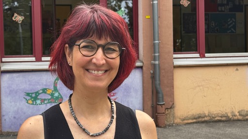 Portraitbild der Schulleiterin