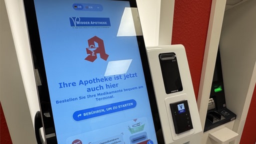 Medikamentenautomat, der aussieht wie ein Bankautomat 