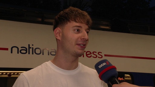 Bahnfahrer Fabian Ochs aus Wuppertal bei der Wiedereröffnung