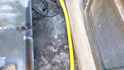 Dampfabsperrunng von Haus mit Drainagerohr