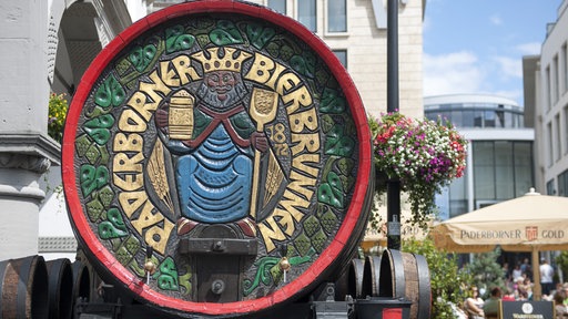Paderborner Bierbrunnen auf dem Libori-Fest.