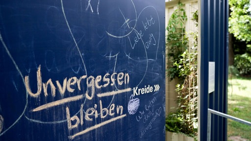 Trauerhaltestelle auf dem Sennefriedhof