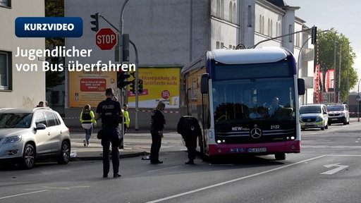 Bus überfährt Jugendlichen in Mönchengladbach