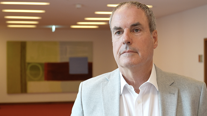 Betriebsleiter Ralf Habbes im Verwaltungsgebäude der DSW21 in Dortmund
