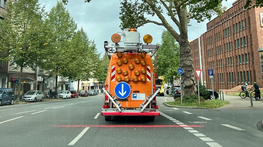 Messwagen scant mit Laser-Technik Dortmunder straßen ab