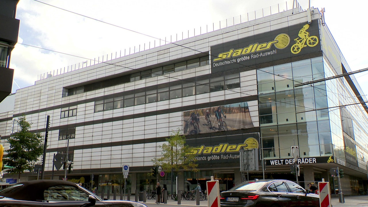 Ein großes Einkaufszentrum