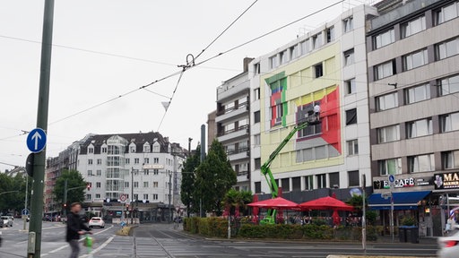 Bunte Häuserfassade am Worringer Platz
