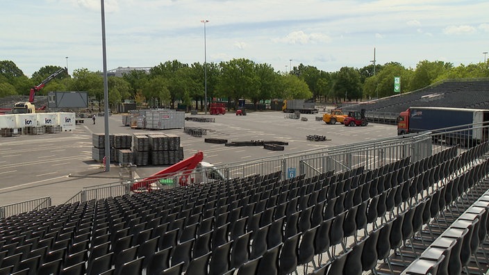 Die Tribüne auf dem Open Air Park