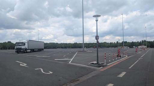 Der neue riesige Open Air Park in Düsseldorf befindet sich in der finalen Bauphase.