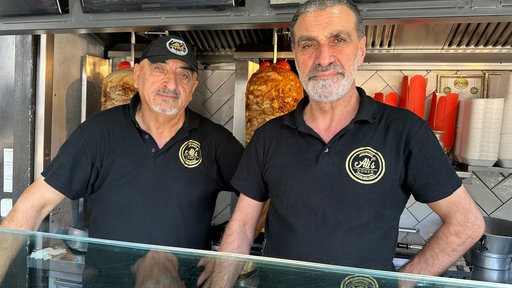 Ercan und Nurettin von Ali’s Döner am Neumarkt 