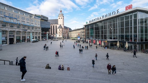 Bahnhofsvorplatz in Köln