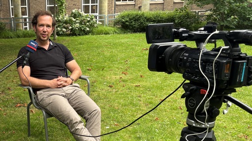 Robin Hofmann, Maastrichter Professor für Kriminologie