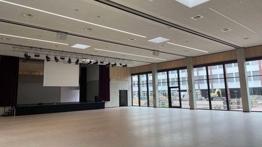 Die neue Aula der Katharina-Henoth-Gesamtschule