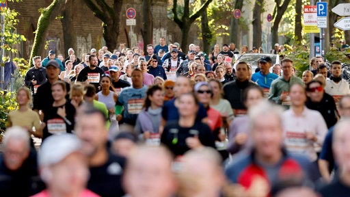 Viele Teilnehmer beim Köln Marathon 2025