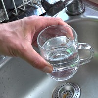 Auf Wasser aus der Leitung mussten Mieter fast drei Monate verzichten
