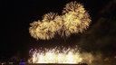 Großes Feuerwerk über dem Rhein 
